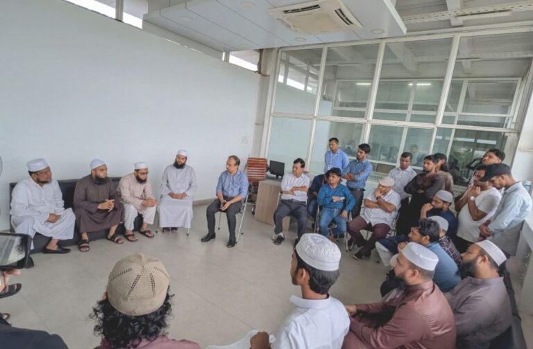 সিলেটের ওলামায়ে কেরামের সাথে মেট্রোপলিটন বিশ্ববিদ্যালয় কর্তৃপক্ষের বৈঠক