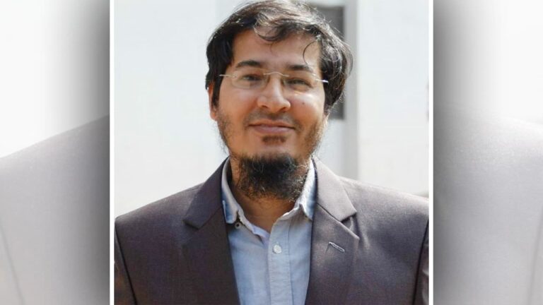 বিশ্ববিদ্যালয় শিক্ষকের বাকস্বাধীনতা খর্ব করার চক্রান্তের প্রতিবাদে ২২২০ জন বিশিষ্ট নাগরিকের বিবৃতি